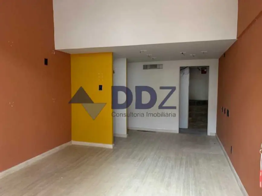 Foto 2 de Sala Comercial à venda, 28m2 em Rio De Janeiro - RJ