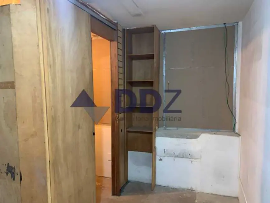 Foto 8 de Sala Comercial à venda, 28m2 em Rio De Janeiro - RJ
