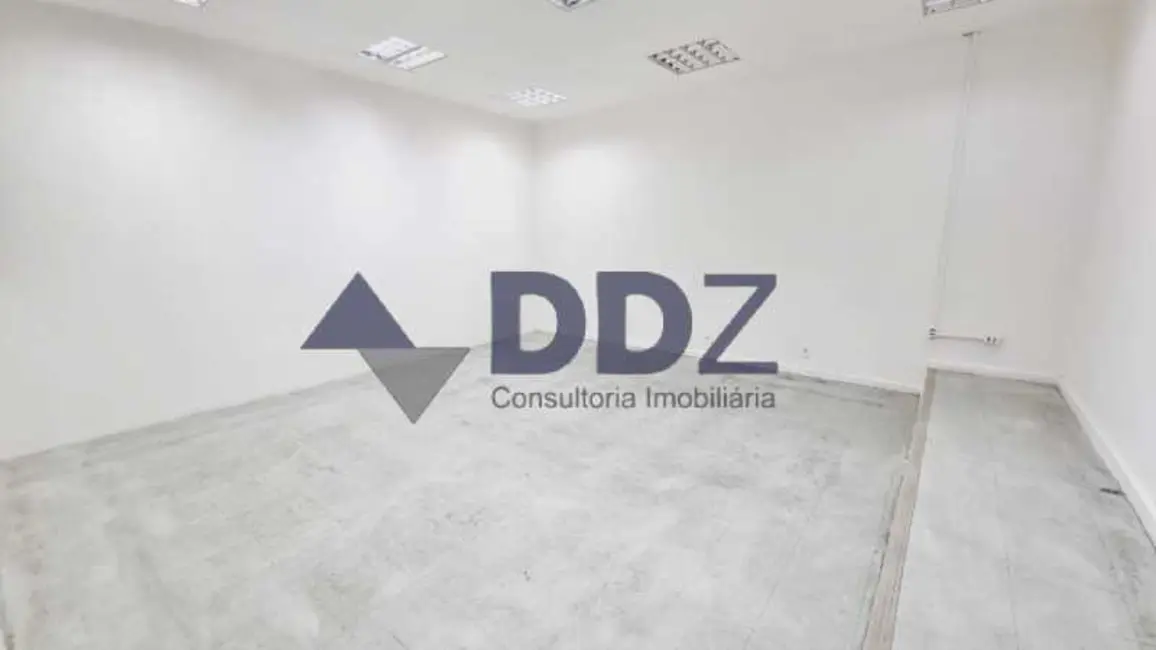 Foto 8 de Loja à venda e para alugar, 305m2 em Rio De Janeiro - RJ