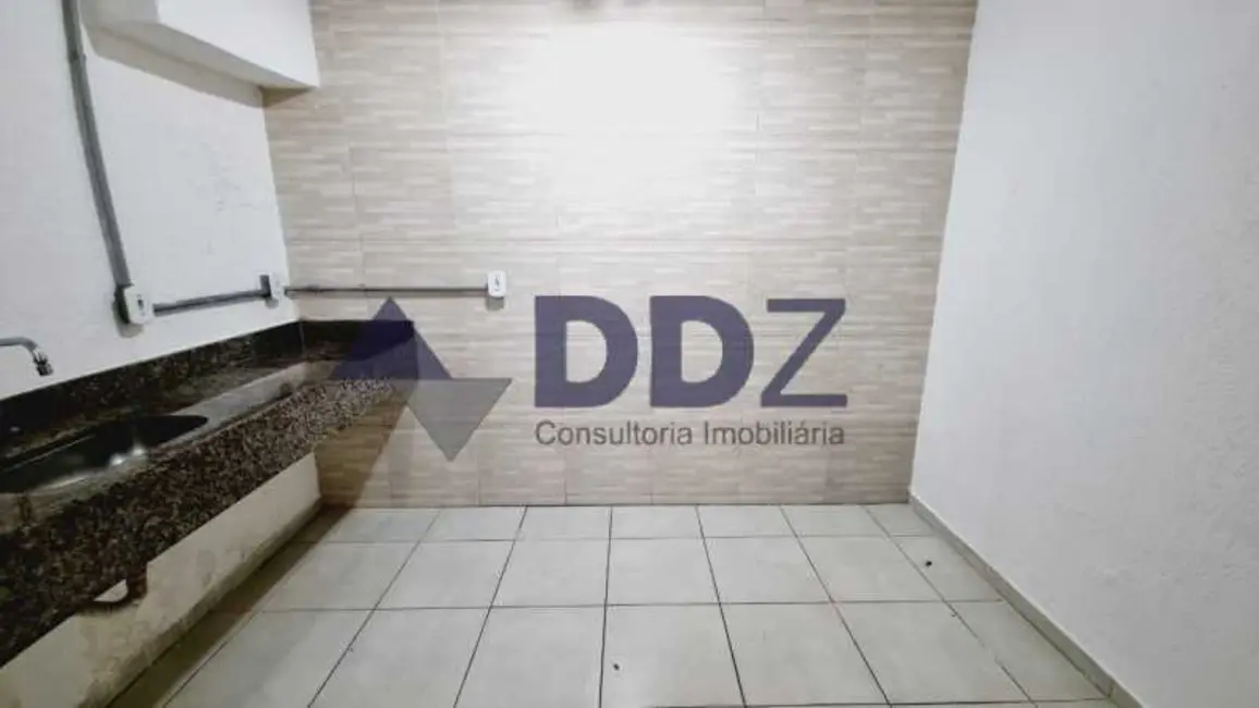 Foto 6 de Loja à venda e para alugar, 305m2 em Rio De Janeiro - RJ