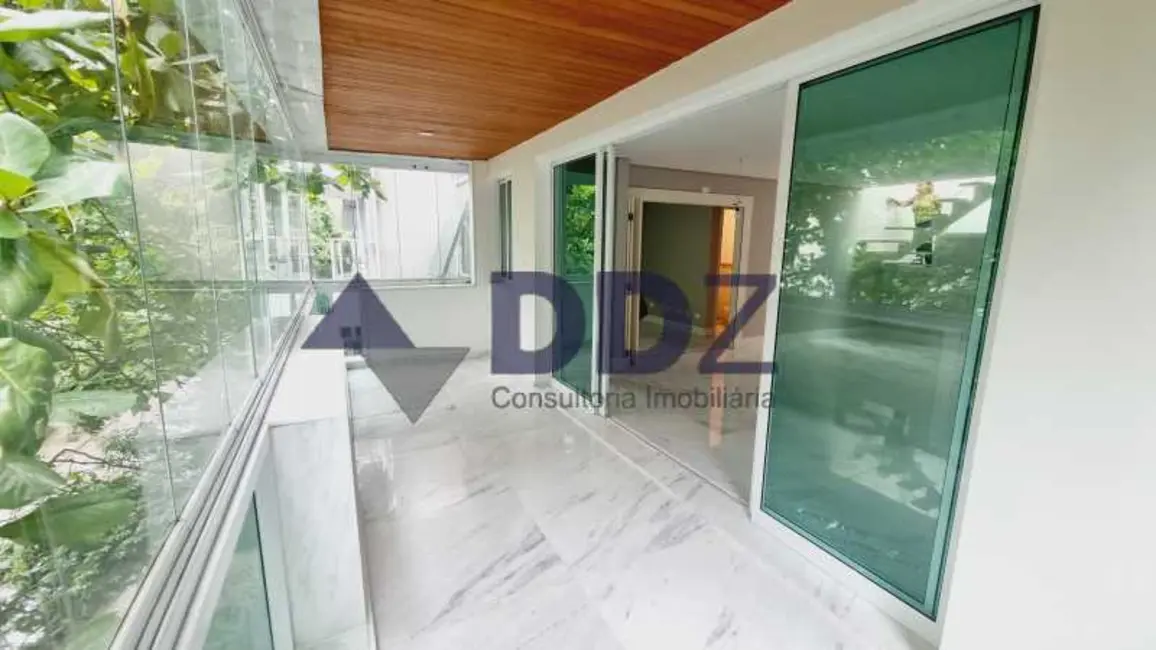 Foto 2 de Cobertura com 3 quartos à venda, 269m2 em Rio De Janeiro - RJ
