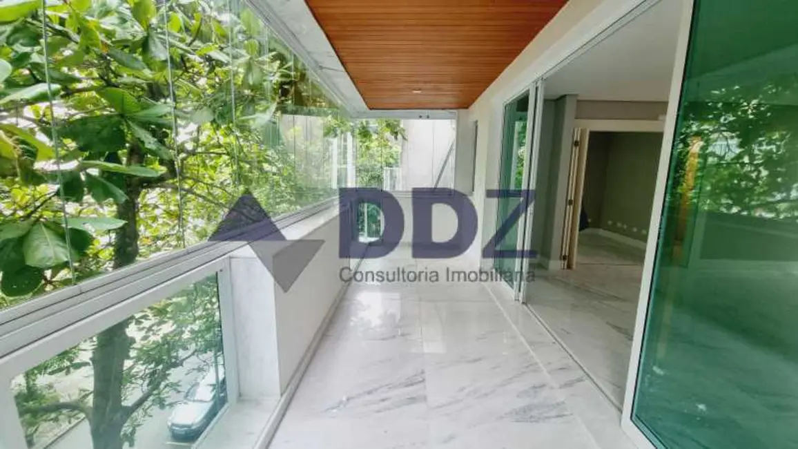 Foto 1 de Cobertura com 3 quartos à venda, 269m2 em Rio De Janeiro - RJ
