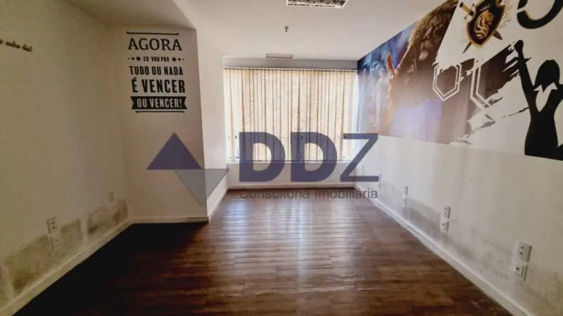 Sala Comercial à venda, 40m2 em Rio De Janeiro - RJ - imagem 4 Foto 4 de Sala Comercial à venda, 40m2 em Rio De Janeiro - RJ