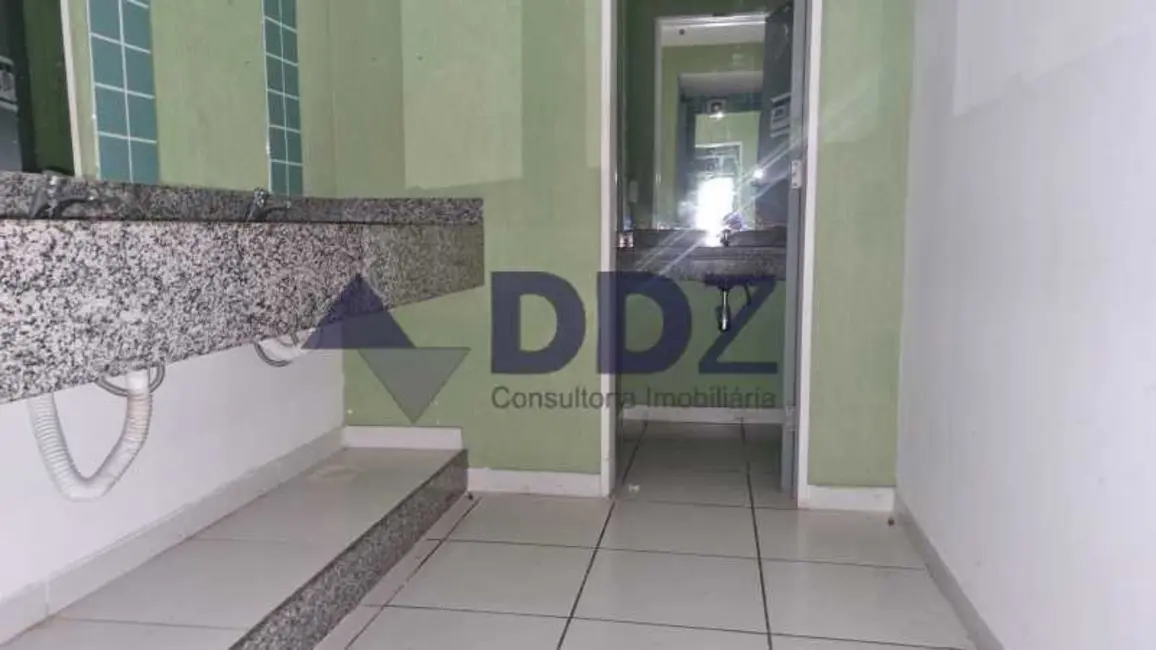 Foto 7 de Sala Comercial à venda, 130m2 em Rio De Janeiro - RJ