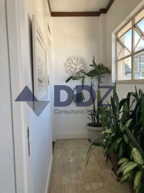 Foto 7 de Apartamento com 4 quartos à venda, 200m2 em Rio De Janeiro - RJ