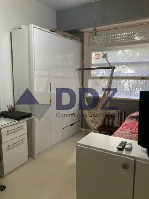 Foto 9 de Apartamento com 4 quartos à venda, 200m2 em Rio De Janeiro - RJ