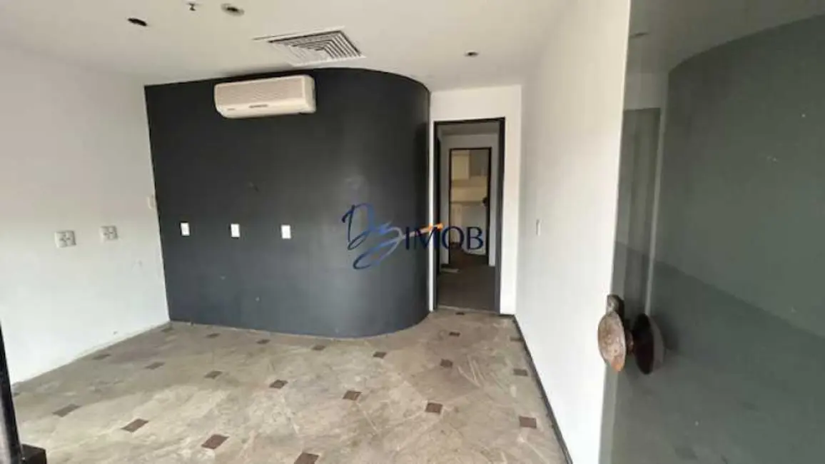 Foto 2 de Loja à venda e para alugar, 70m2 em Rio De Janeiro - RJ