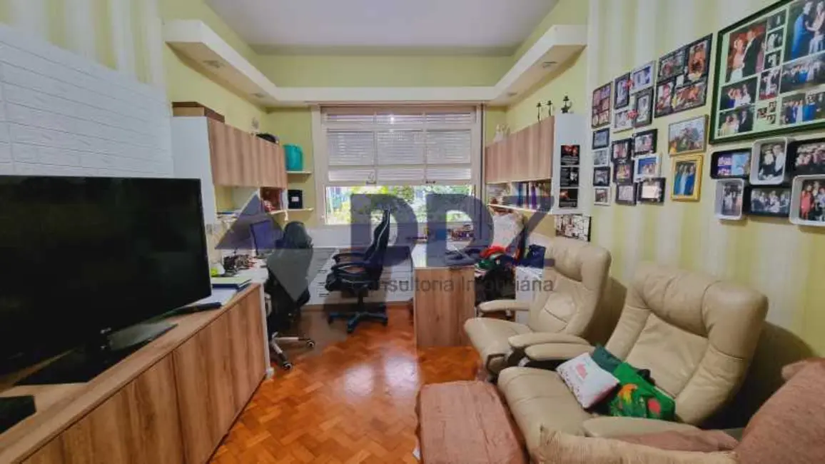 Foto 5 de Apartamento com 3 quartos à venda, 156m2 em Rio De Janeiro - RJ