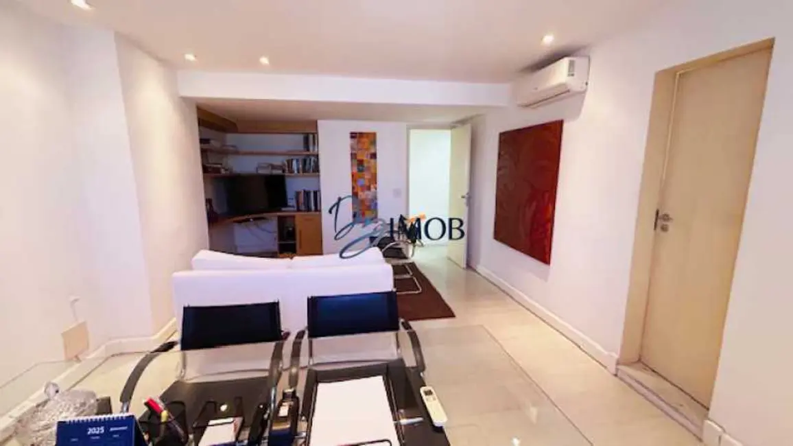 Foto 2 de Sala Comercial à venda e para alugar, 122m2 em Rio De Janeiro - RJ