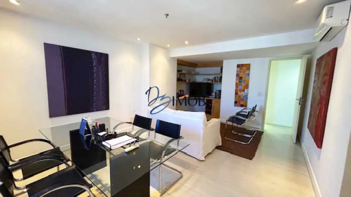 Foto 1 de Sala Comercial à venda e para alugar, 122m2 em Rio De Janeiro - RJ