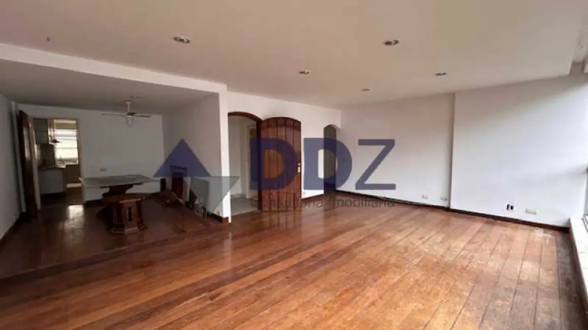 Apartamento com 3 quartos à venda, 116m2 em Rio De Janeiro - RJ - imagem 3 Foto 3 de Apartamento com 3 quartos à venda, 116m2 em Rio De Janeiro - RJ