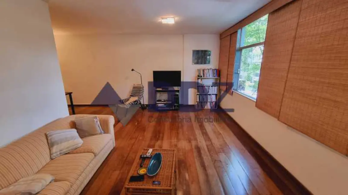 Foto 3 de Apartamento com 3 quartos à venda, 130m2 em Rio De Janeiro - RJ