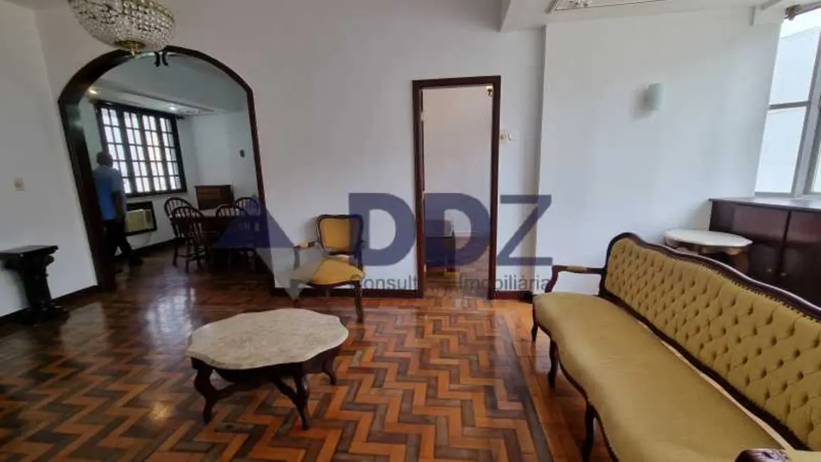 Apartamento com 3 quartos à venda, 120m2 em Rio De Janeiro - RJ - imagem 9 Foto 9 de Apartamento com 3 quartos à venda, 120m2 em Rio De Janeiro - RJ