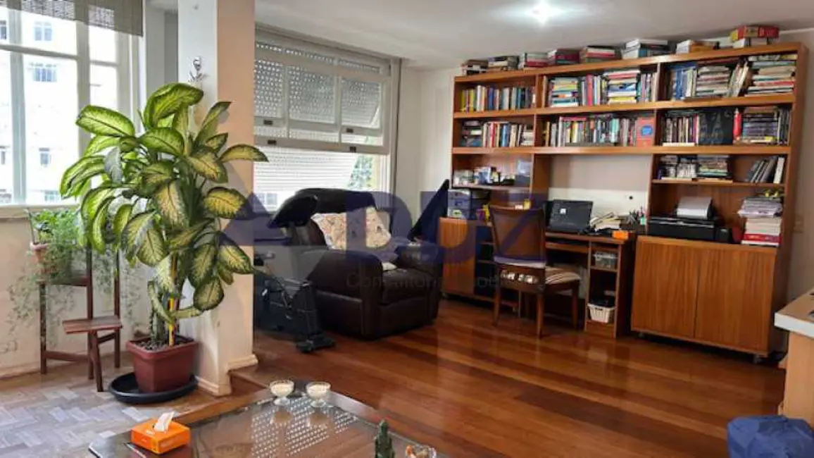 Apartamento com 3 quartos à venda, 130m2 em Rio De Janeiro - RJ - imagem 6 Foto 6 de Apartamento com 3 quartos à venda, 130m2 em Rio De Janeiro - RJ