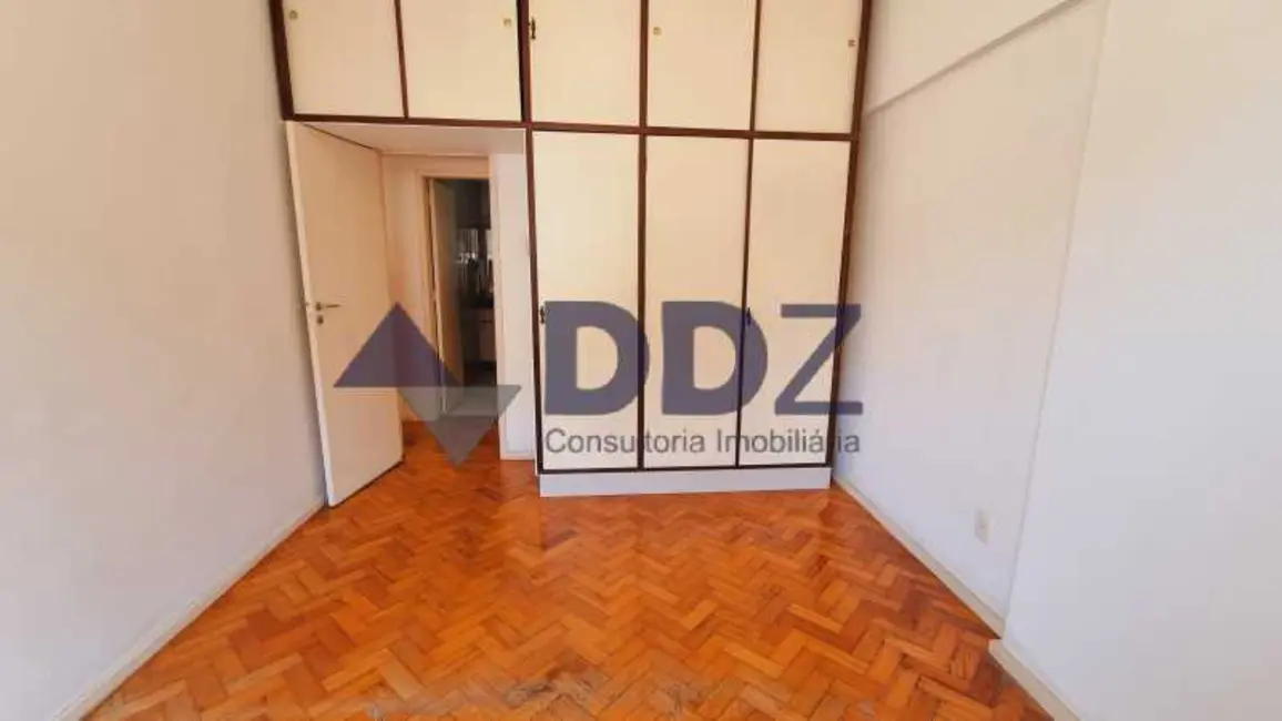 Foto 9 de Apartamento com 3 quartos à venda, 94m2 em Rio De Janeiro - RJ