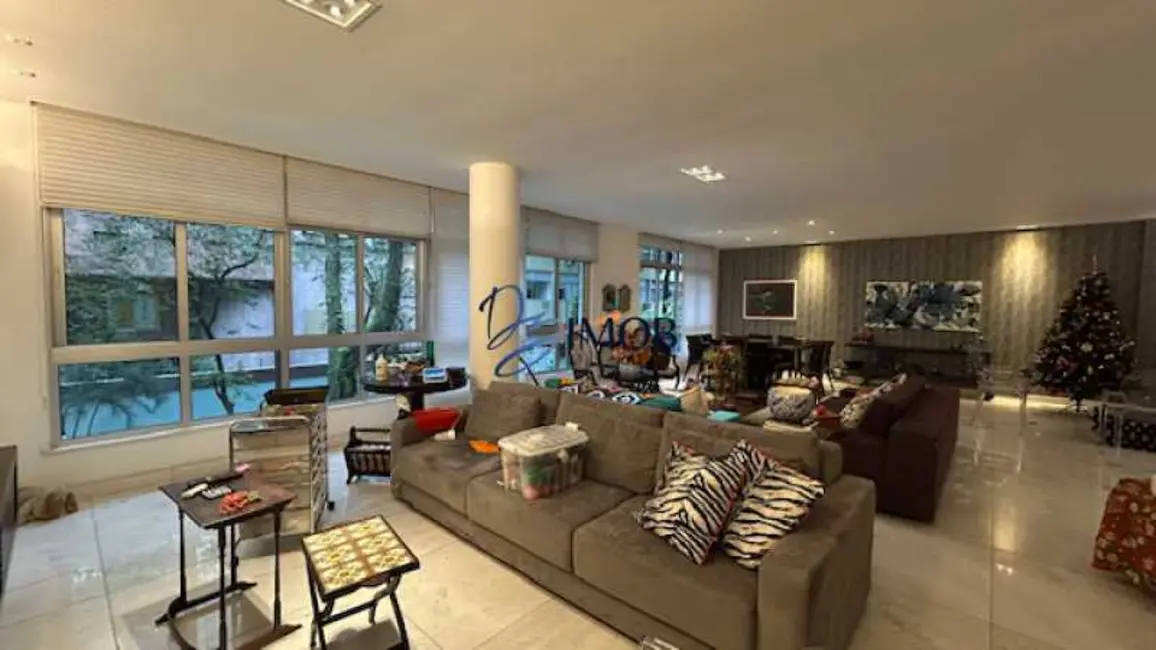 Foto 2 de Apartamento com 3 quartos à venda, 261m2 em Rio De Janeiro - RJ