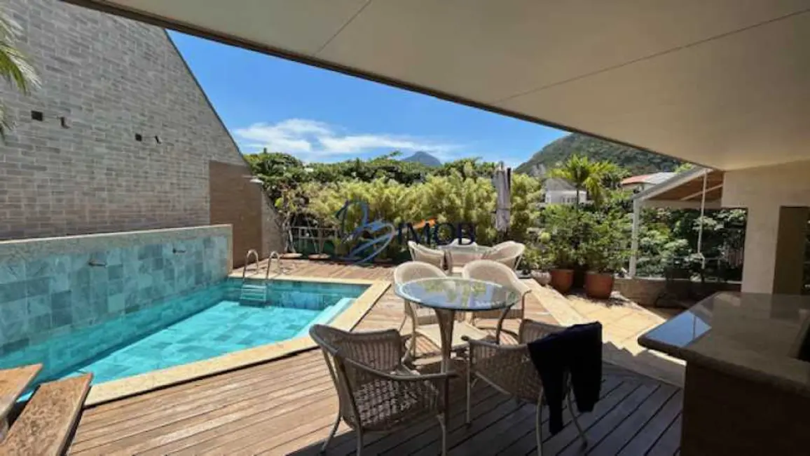 Foto 1 de Cobertura com 6 quartos à venda, 552m2 em Rio De Janeiro - RJ