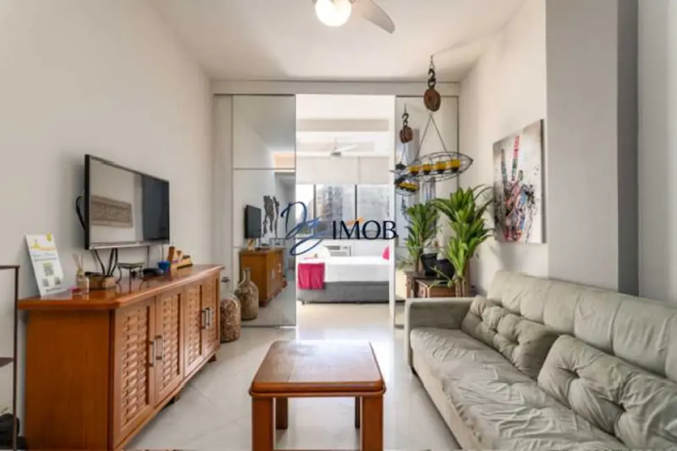 Foto 1 de Apartamento com 1 quarto à venda, 32m2 em Rio De Janeiro - RJ