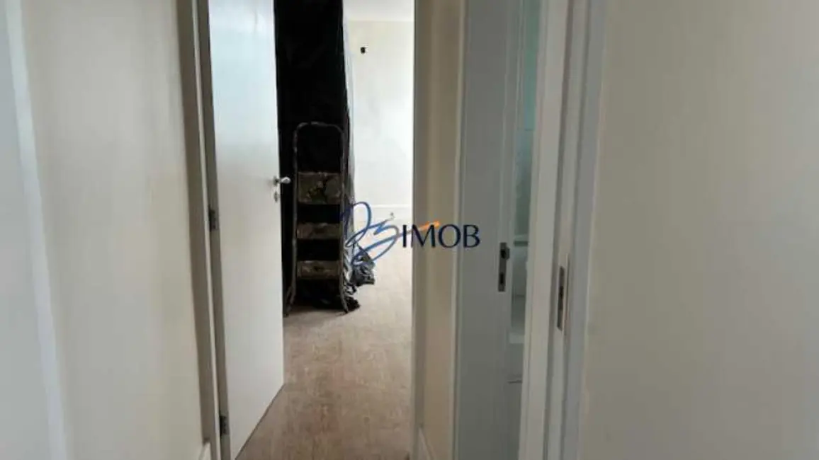 Sala Comercial à venda, 32m2 em Rio De Janeiro - RJ - imagem 4 Foto 4 de Sala Comercial à venda, 32m2 em Rio De Janeiro - RJ