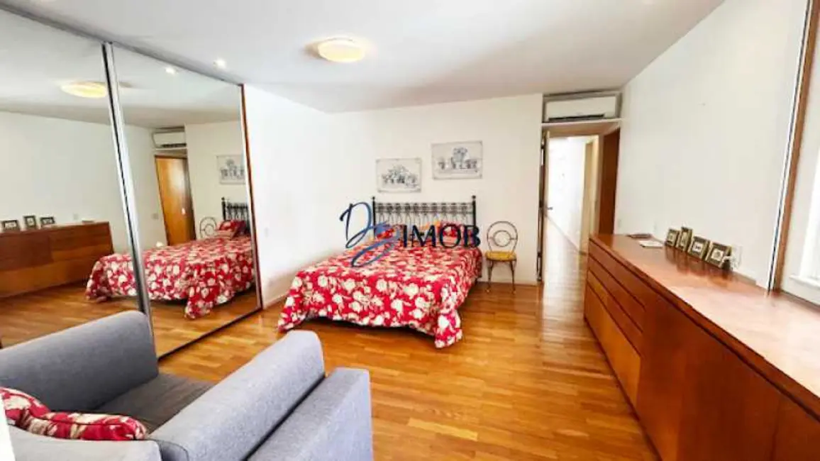 Foto 7 de Apartamento com 4 quartos à venda, 214m2 em Rio De Janeiro - RJ