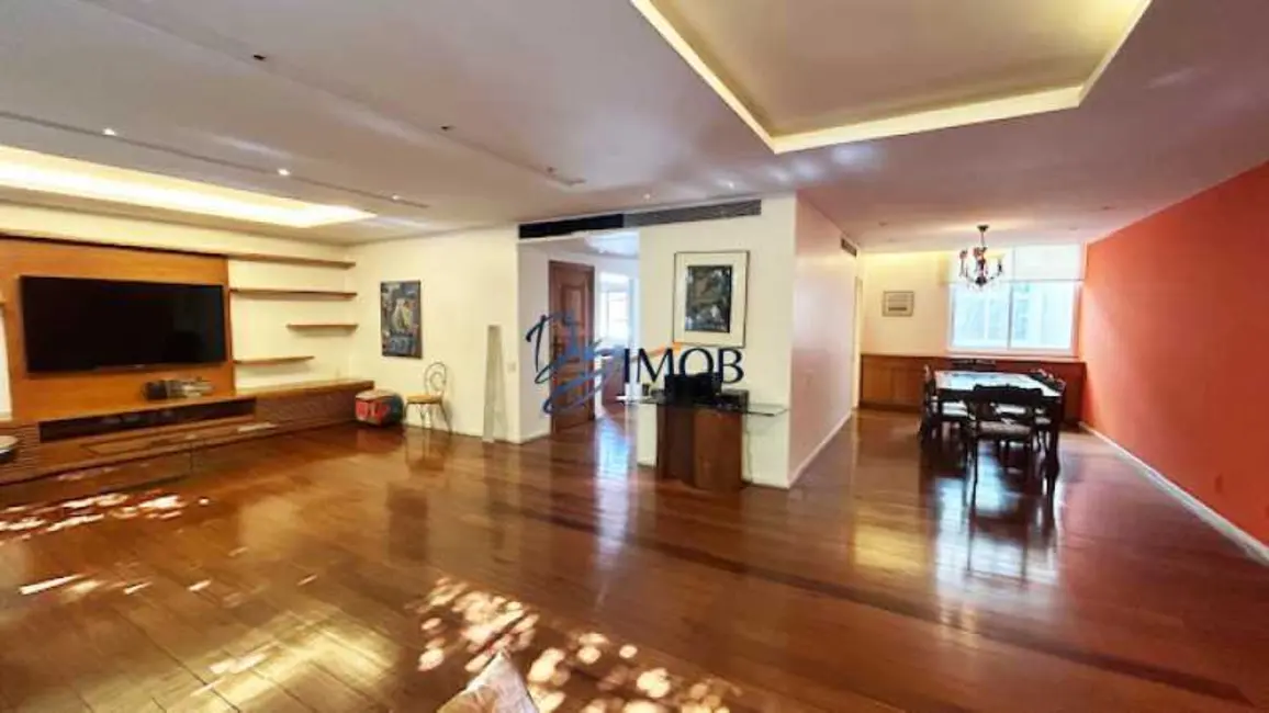 Foto 4 de Apartamento com 4 quartos à venda, 214m2 em Rio De Janeiro - RJ