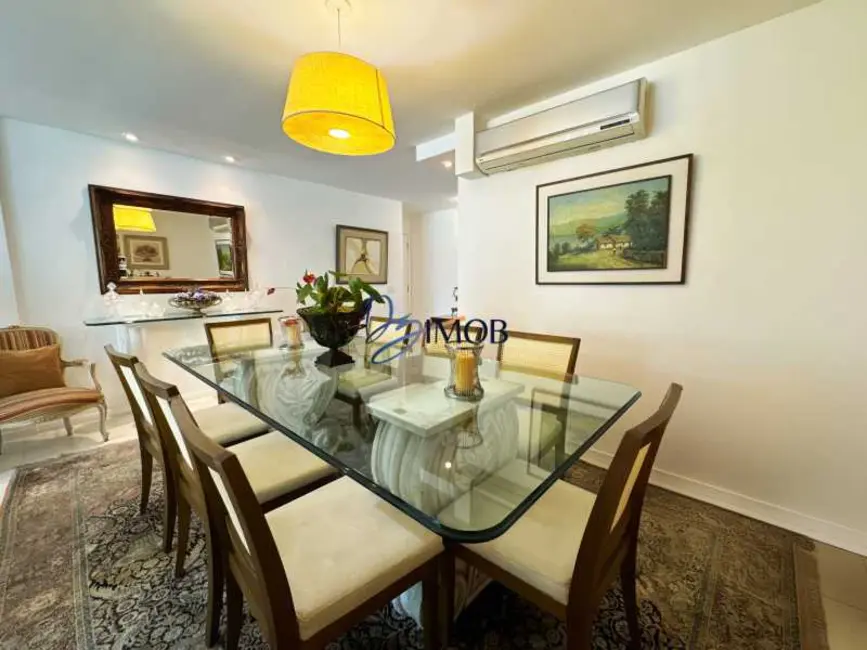 Foto 8 de Apartamento com 3 quartos à venda, 152m2 em Rio De Janeiro - RJ