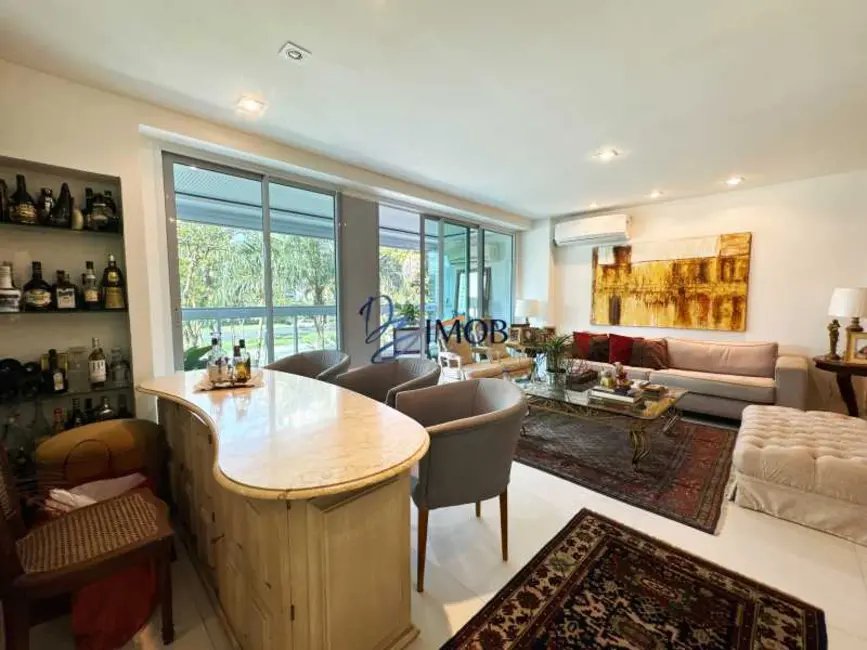 Foto 3 de Apartamento com 3 quartos à venda, 152m2 em Rio De Janeiro - RJ