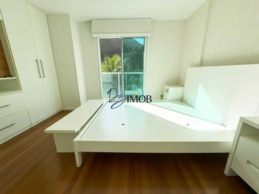 Foto 7 de Apartamento com 3 quartos à venda, 140m2 em Rio De Janeiro - RJ