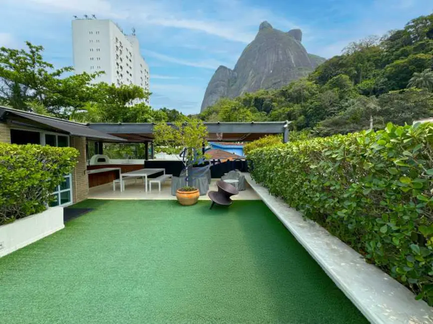 Foto 1 de Casa de Condomínio com 3 quartos à venda, 398m2 em Rio De Janeiro - RJ