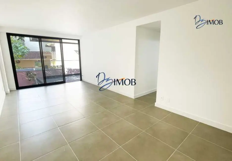 Foto 2 de Apartamento com 4 quartos à venda, 135m2 em Rio De Janeiro - RJ