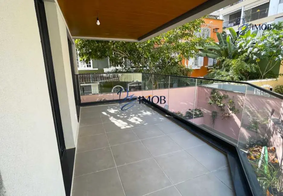 Foto 4 de Apartamento com 4 quartos à venda, 135m2 em Rio De Janeiro - RJ