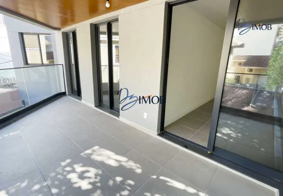Foto 5 de Apartamento com 4 quartos à venda, 135m2 em Rio De Janeiro - RJ