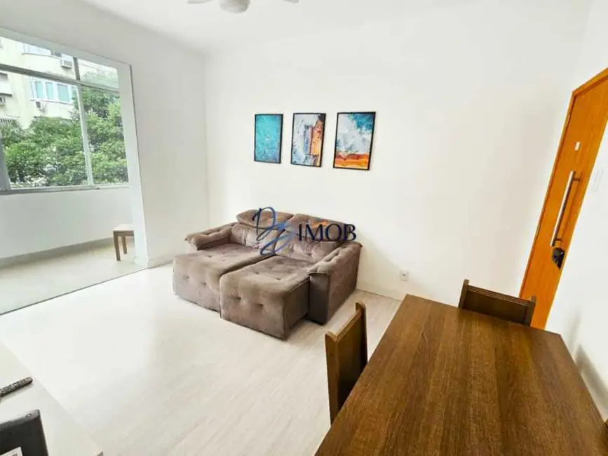 Foto 2 de Apartamento com 3 quartos à venda, 120m2 em Rio De Janeiro - RJ