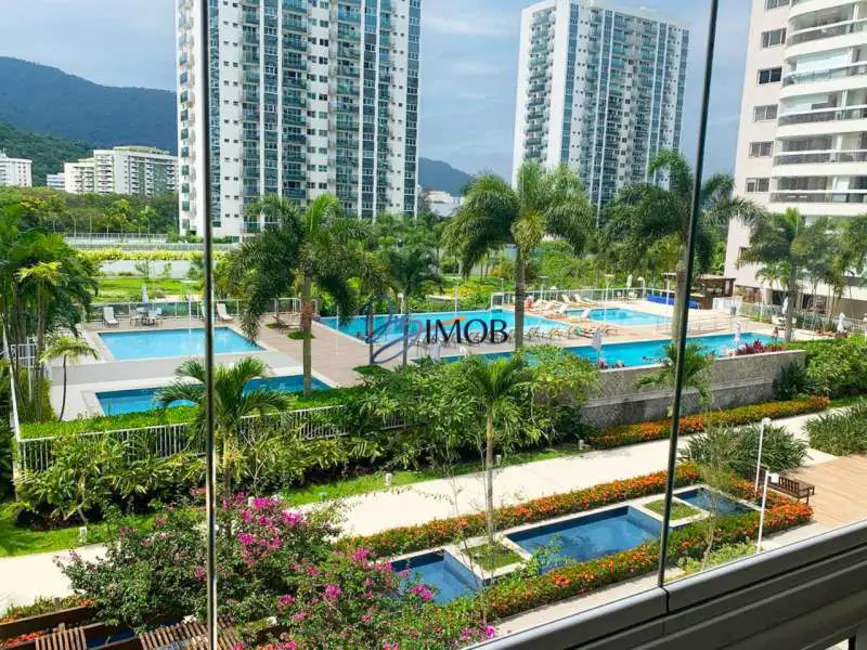 Apartamento com 3 quartos à venda, 110m2 em Rio De Janeiro - RJ - imagem 2 Foto 2 de Apartamento com 3 quartos à venda, 110m2 em Rio De Janeiro - RJ