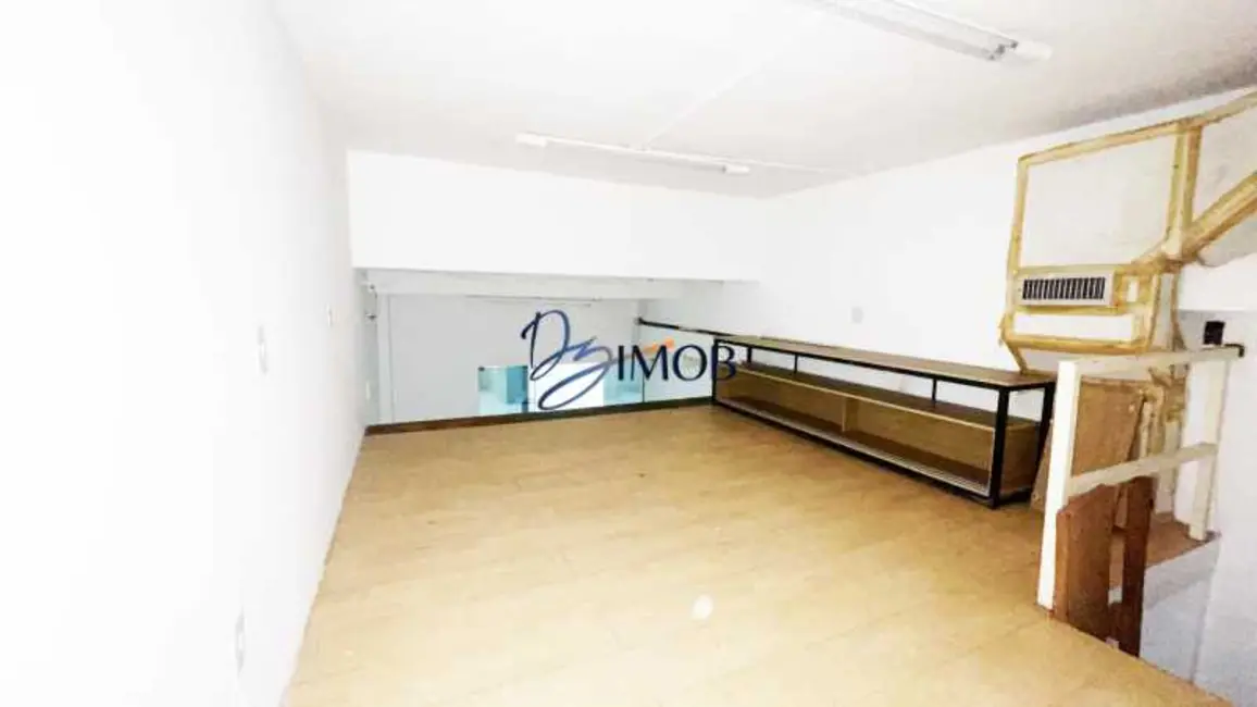 Loja para alugar, 28m2 em Rio De Janeiro - RJ - imagem 4 Foto 4 de Loja para alugar, 28m2 em Rio De Janeiro - RJ