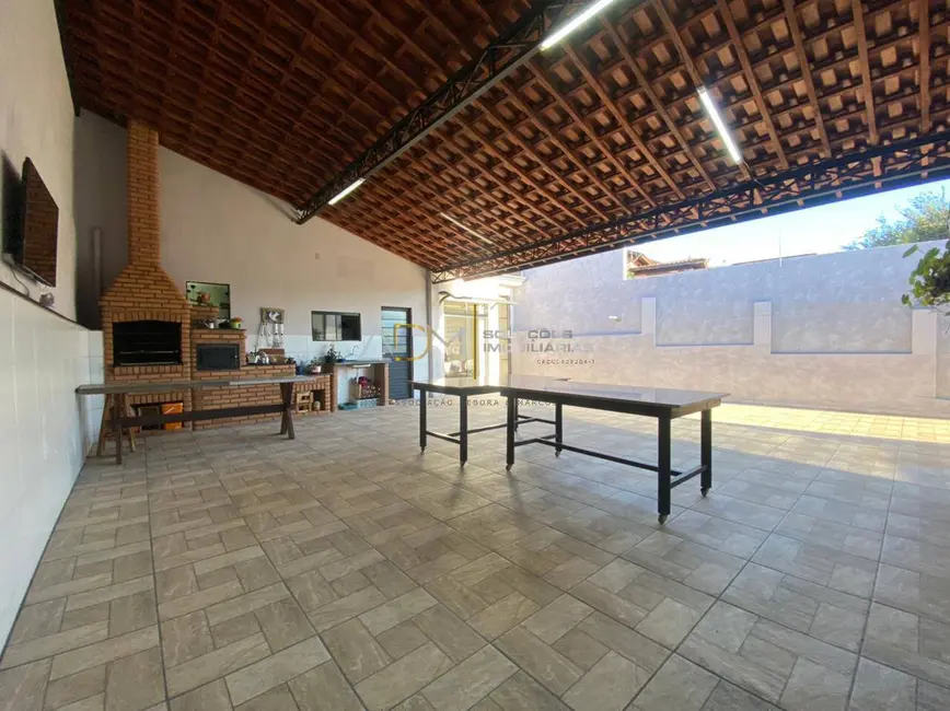 Foto 5 de Sobrado com 4 quartos à venda, 307m2 em Vila Maria, Botucatu - SP