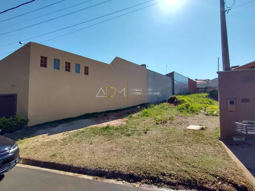 Foto 1 de Terreno / Lote à venda, 398m2 em Jardim Planalto, Botucatu - SP