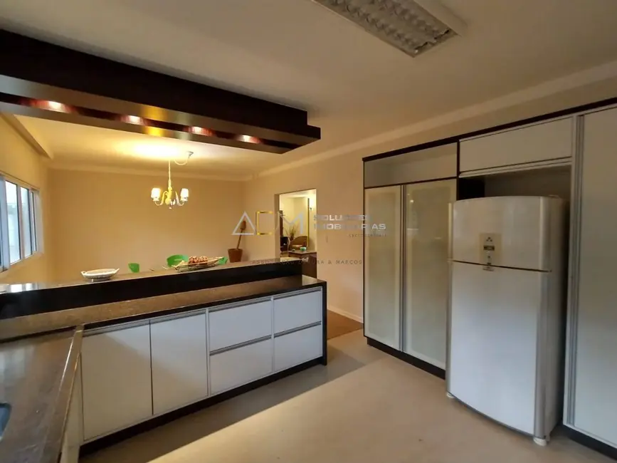 Foto 9 de Sítio / Rancho com 7 quartos à venda, 700m2 em Botucatu - SP