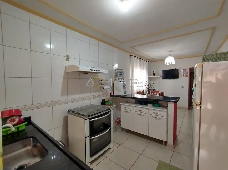 Foto 4 de Casa com 3 quartos à venda, 250m2 em Botucatu - SP
