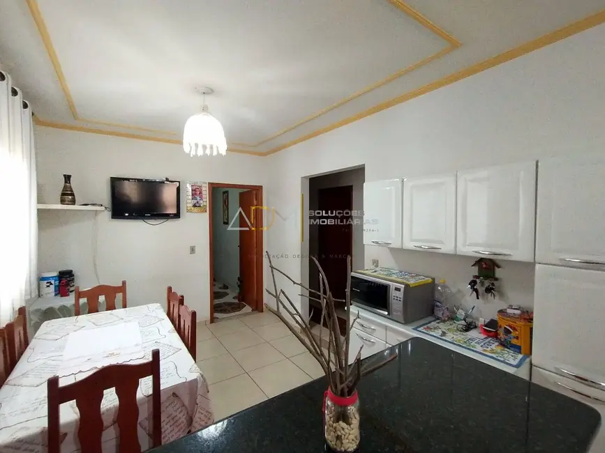 Foto 7 de Casa com 3 quartos à venda, 250m2 em Botucatu - SP