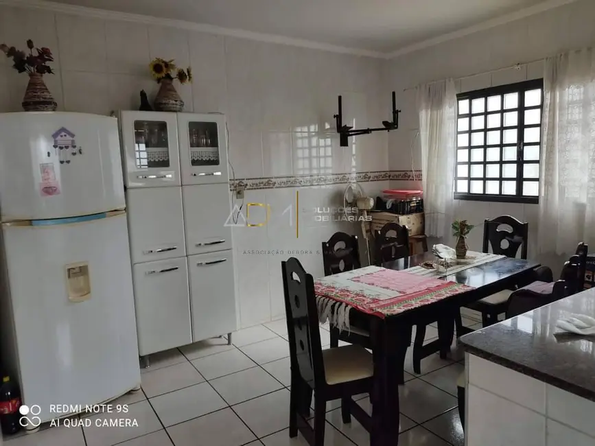 Foto 7 de Casa com 3 quartos à venda, 200m2 em Botucatu - SP