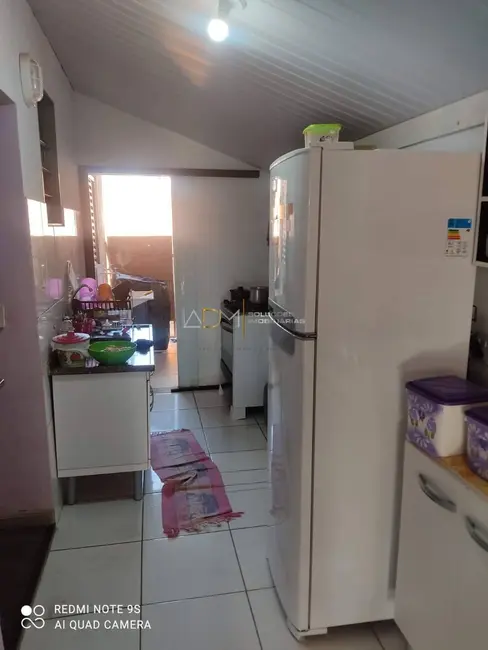 Casa com 2 quartos à venda, 70m2 em Botucatu - SP - imagem 6 Foto 6 de Casa com 2 quartos à venda, 70m2 em Botucatu - SP