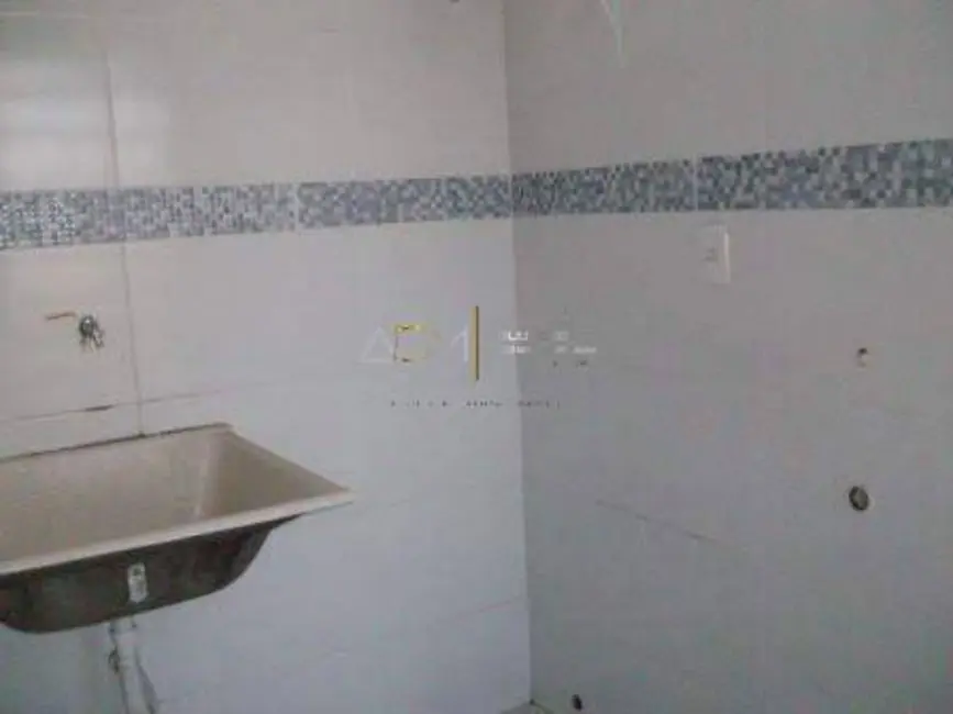 Foto 5 de Casa com 2 quartos à venda, 70m2 em Botucatu - SP