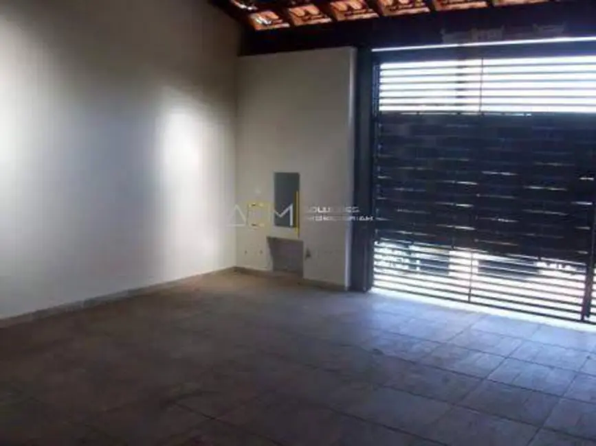 Foto 4 de Casa com 2 quartos à venda, 70m2 em Botucatu - SP