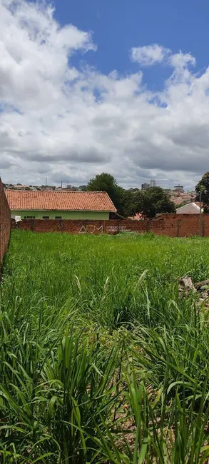 Terreno / Lote à venda, 300m2 em Vila Cidade Jardim, Botucatu - SP - imagem 5 Foto 5 de Terreno / Lote à venda, 300m2 em Vila Cidade Jardim, Botucatu - SP