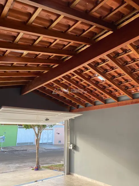 Foto 2 de Casa com 2 quartos à venda, 90m2 em Residencial Ouro Verde, Botucatu - SP
