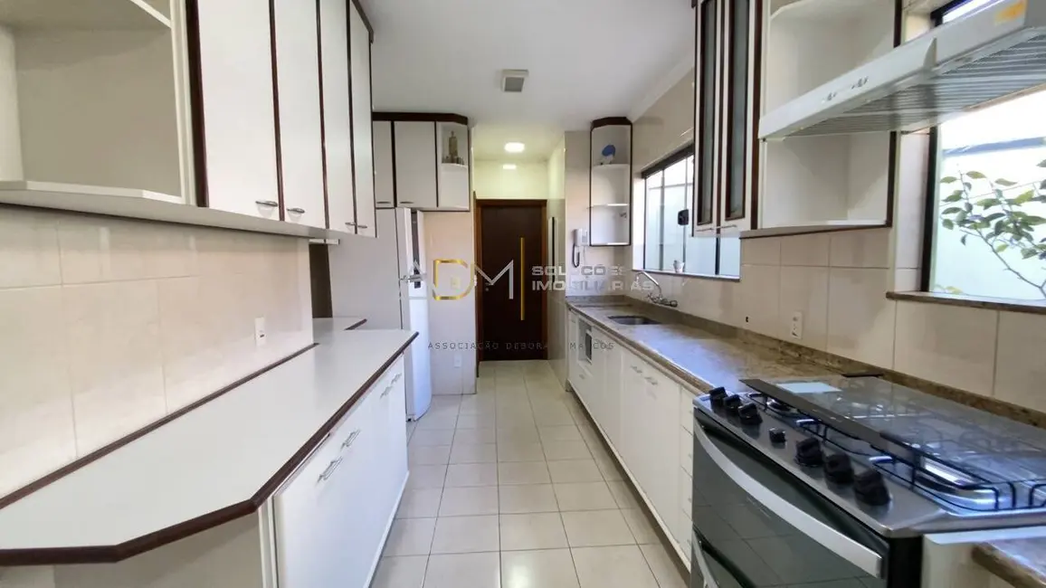 Foto 7 de Casa com 5 quartos à venda, 600m2 em Vila Maria, Botucatu - SP