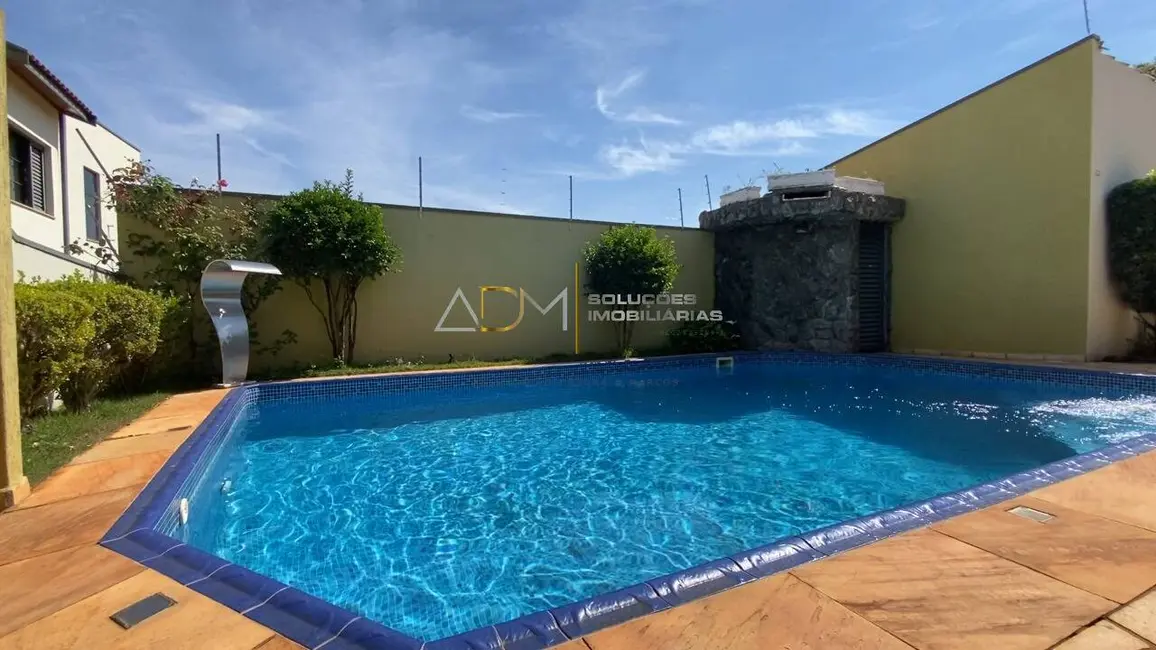 Foto 2 de Casa com 5 quartos à venda, 600m2 em Vila Maria, Botucatu - SP