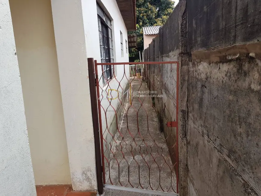 Foto 9 de Casa com 3 quartos à venda, 108m2 em Botucatu - SP