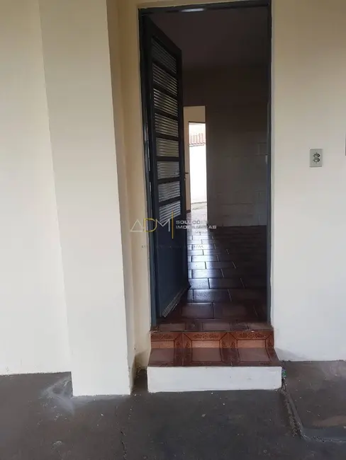 Foto 5 de Casa com 2 quartos à venda e para alugar, 91m2 em Vila Cidade Jardim, Botucatu - SP